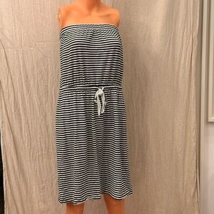 GAP Black and White Strapless Dress